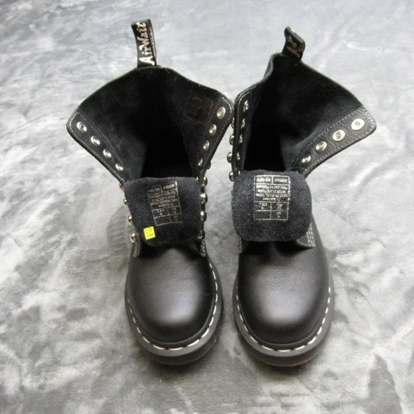 Dr Martens Combat Boot Ladies US 6 Black Leather 1460 Pascal Chunky 8 Eyelet NEW